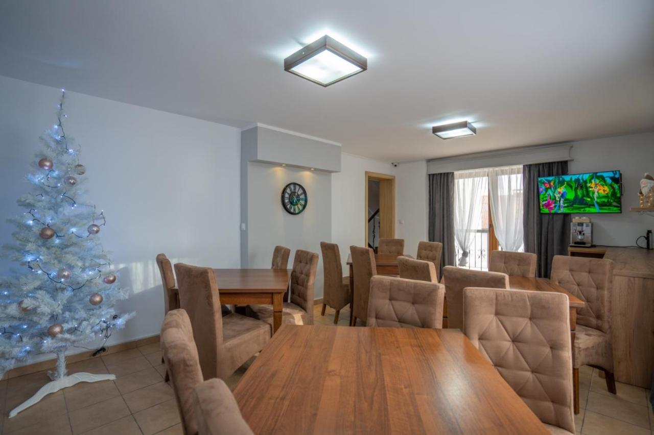 Pod Szrenica 2 Bed and breakfast *
